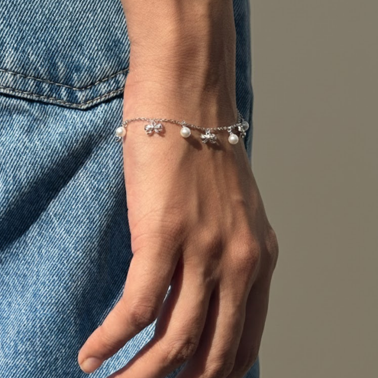 Bow & Pearl Bracelet